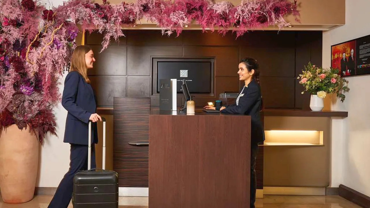 Novotel Paris La Defense Esplanade